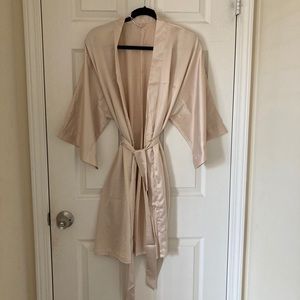 New satin robe woman large